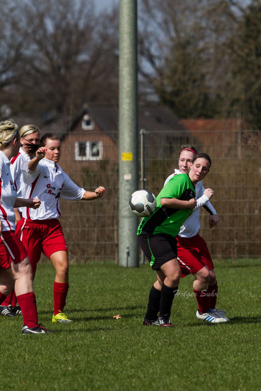 Bild 204 - Frauen Schmalfelder SV - TSV Siems : Ergebnis: 1:0